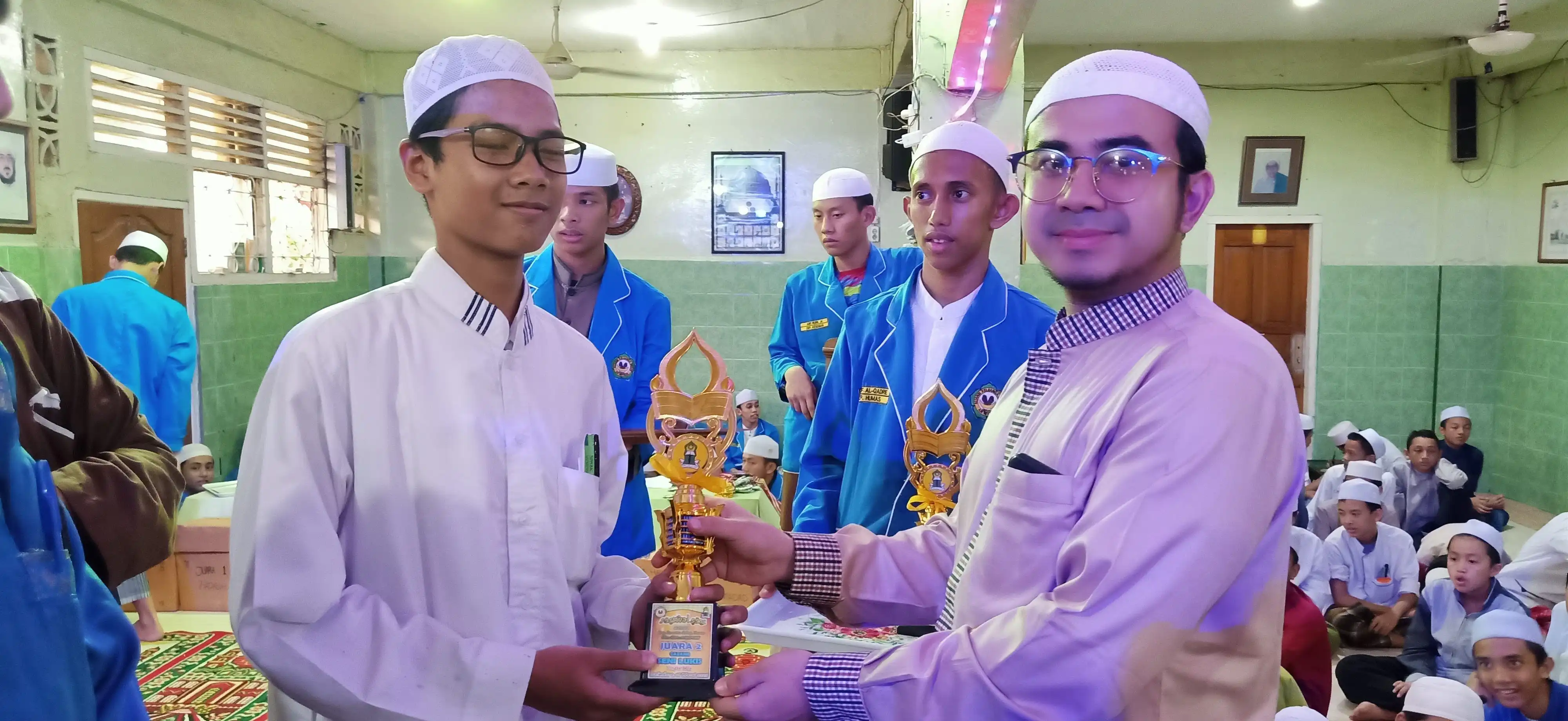 Pembagian Hadiah 81